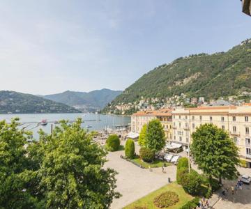 Piazza Cavour Lake View - By Myhomeincomo