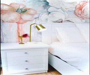 Lora roses suite 2, free private parking, self check-in