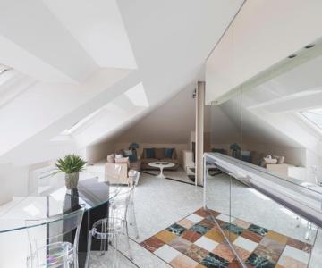 R Cedro House