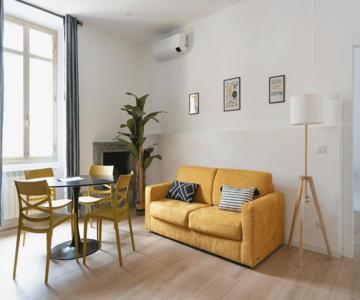 Comostay