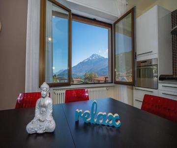 Nymphs Of Lake Como, House Of Harmony - Lake View Apartment