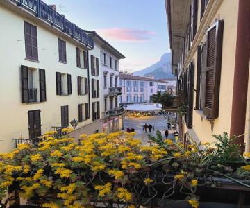 Lecco via Roma