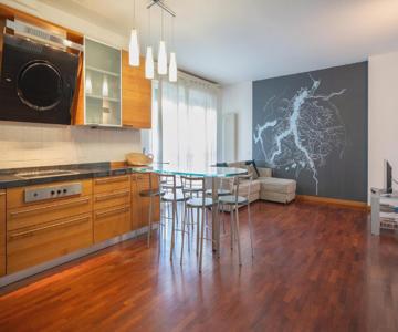 Large well-equipped apartment near Como lake