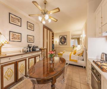 City Center Suite - In the elegant heart of Lecco