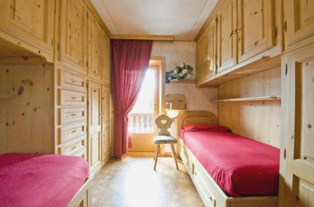BIKE SKI APARTAMENTS SAROCH