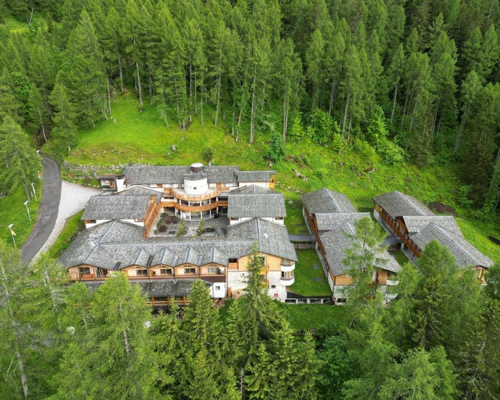 Boscone Suite Hotel