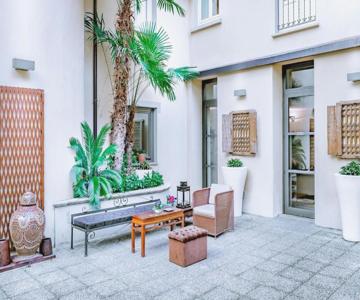 TownHouse 33 Boutique Hotel