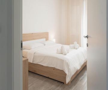 10min Rhofiera & Sansiro - 5min Metro - Ac - Freeparking