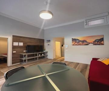 Fiori 3 Apartment