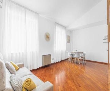 Central Luxurious Apartment [duomo] A/c-wi-fi Free