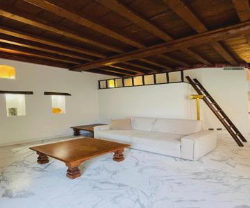 Charming flat, central and close to metro