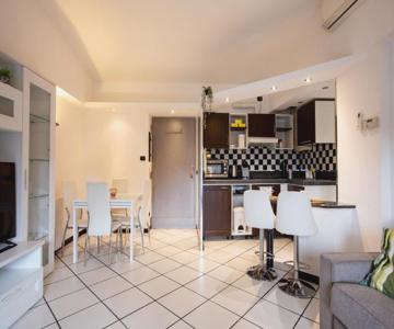 Monza-center, Modern Apartment