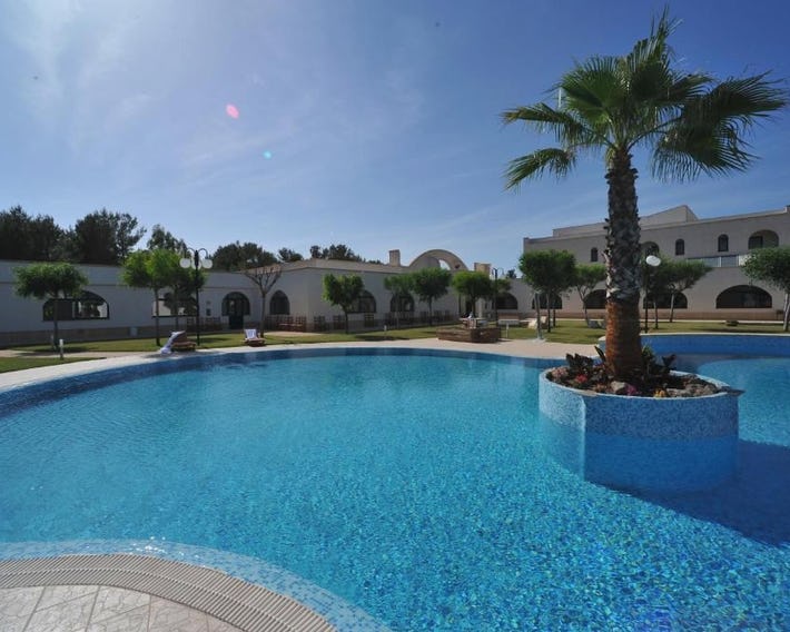Laurito Resort & Spa