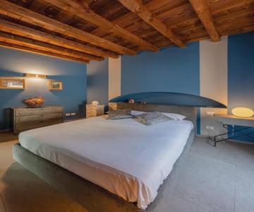 Happy Days - Pavia City - by Host4U -