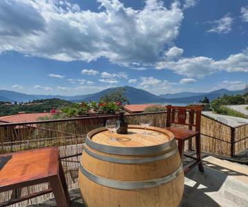Casa NiMa Lake Apartment