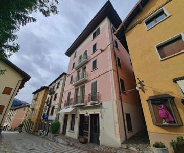 Graynite-old Village Apartment
