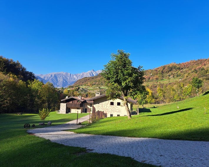 Quader Nidi nel Verde Authentic Farm Stay in the Italian Alps