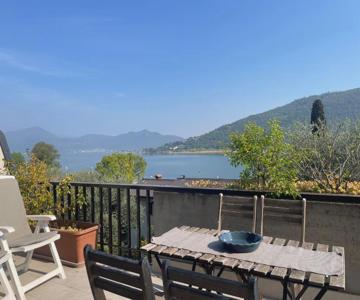 Sarnico Terrazza Sul Lago Di Iseo