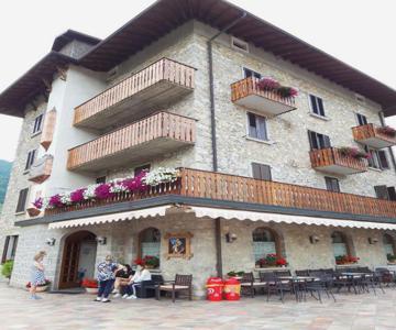 Hotel Carrara