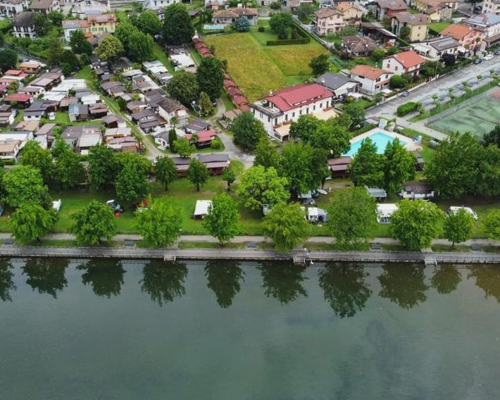 Camping Hotel Au Lac De Como