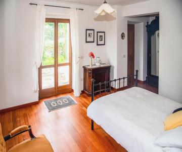 La Mela Rosa Bed & Breakfast