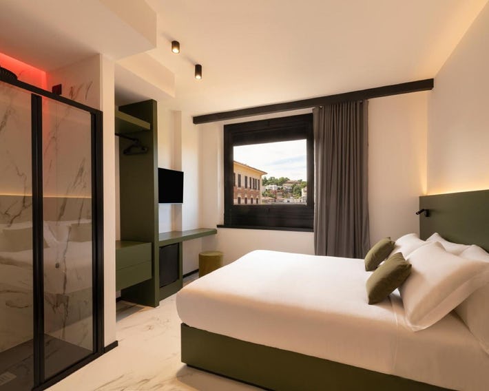 The City Hotel