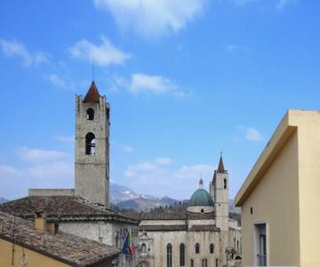 Dietro Piazza