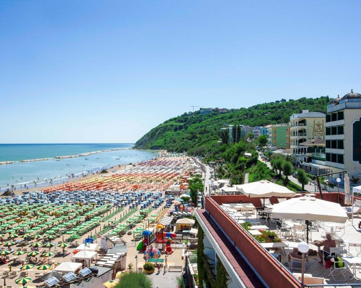 Giovanna Regina Hotel