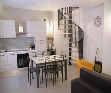 Giolo House
