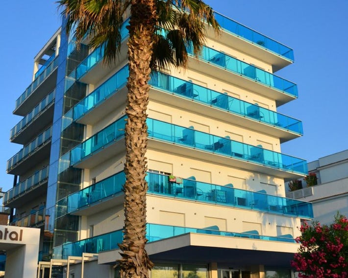 Hotel Altis