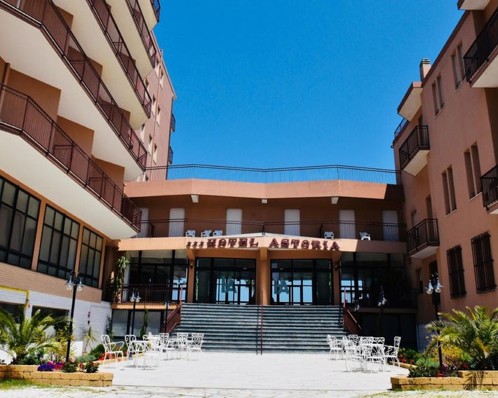 Hotel Astoria