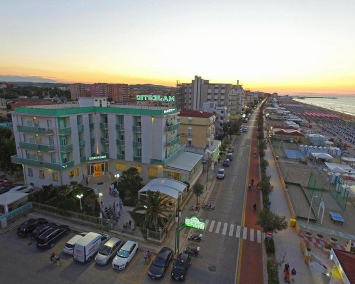 Hotel Majestic