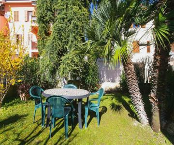 N043 - Numana, bilocale con giardino