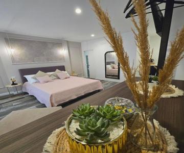 Ni-lù Room's