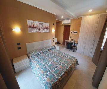 Azalea Rooms & Apartments