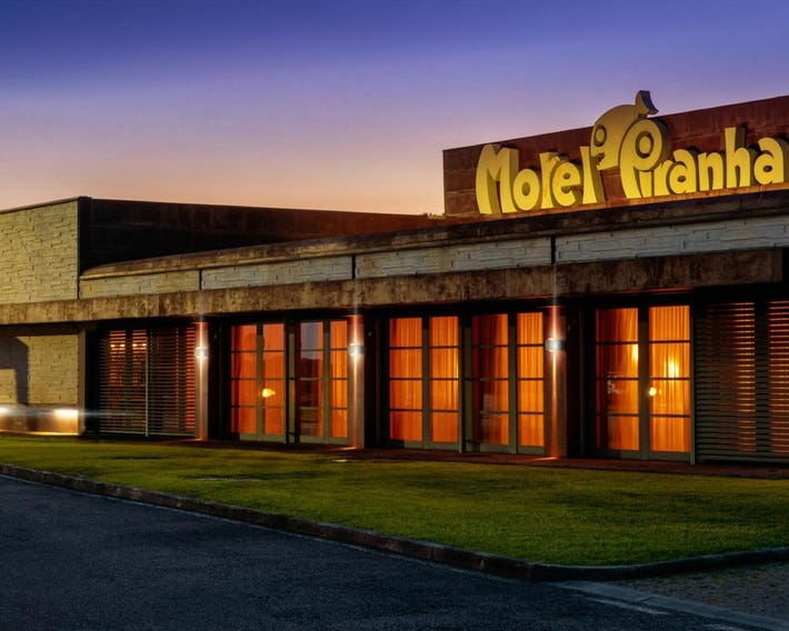 Piranha Hotel e Motel