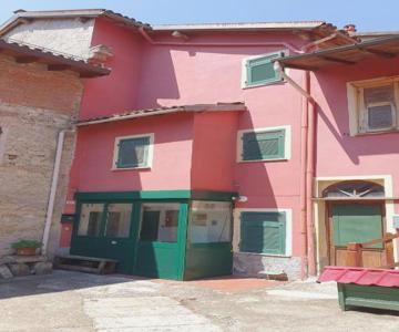 Casa Vacanza Pegrini Nel Centro Storico Di Gavi