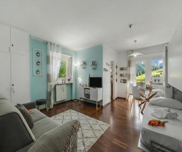Studio Blue Petit - Happy Rentals