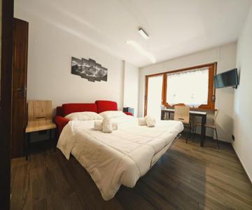 Hostdomus - City Center Flat