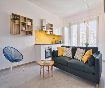 GuestHost - Urban House Carducci - Apartments