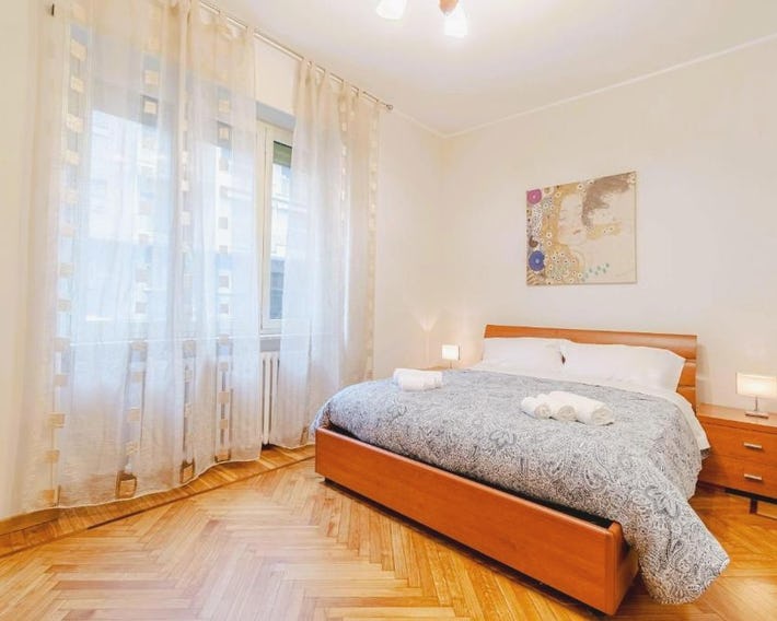 GuestHost - Cozy Apartment - Live Turin in Style!