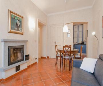 Cris House
