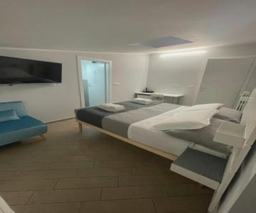 Central Suite 57