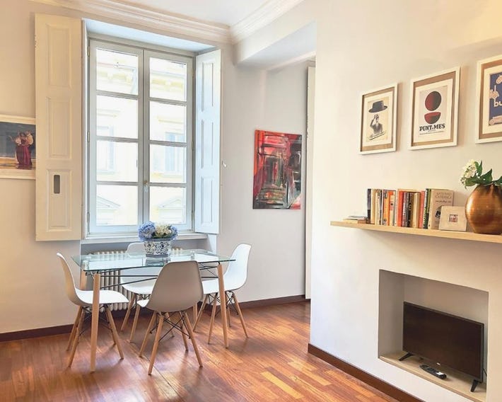Comfort Zone-charming, quiet, historic center