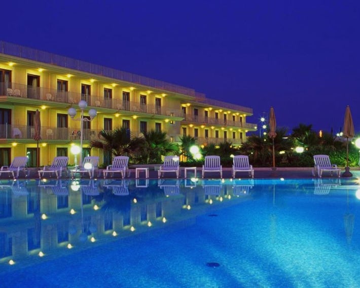 Dioscuri Bay Palace