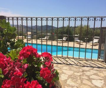 Roba Degli Ulivi B&B