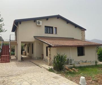 La villa di Turi
