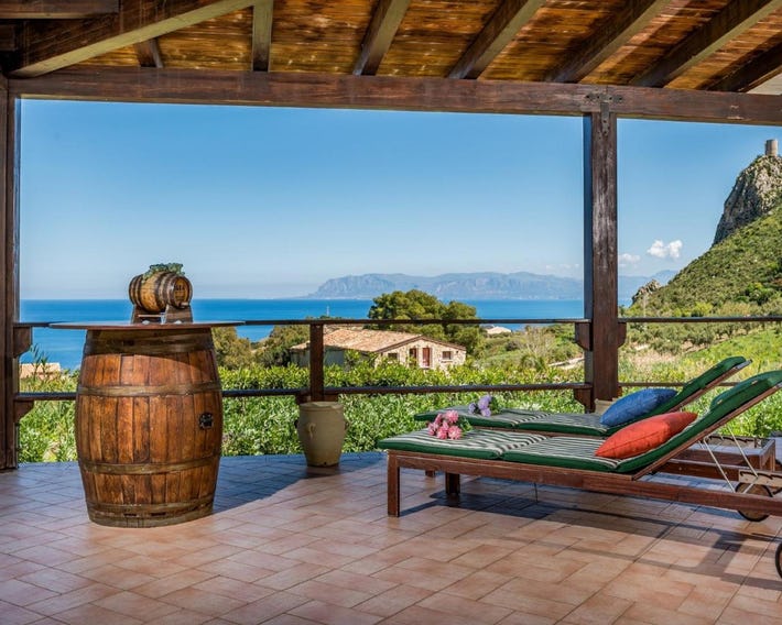 APT Villa Anna e APT Cantina Vito vicinissimi alla Riserva dello Zingaro