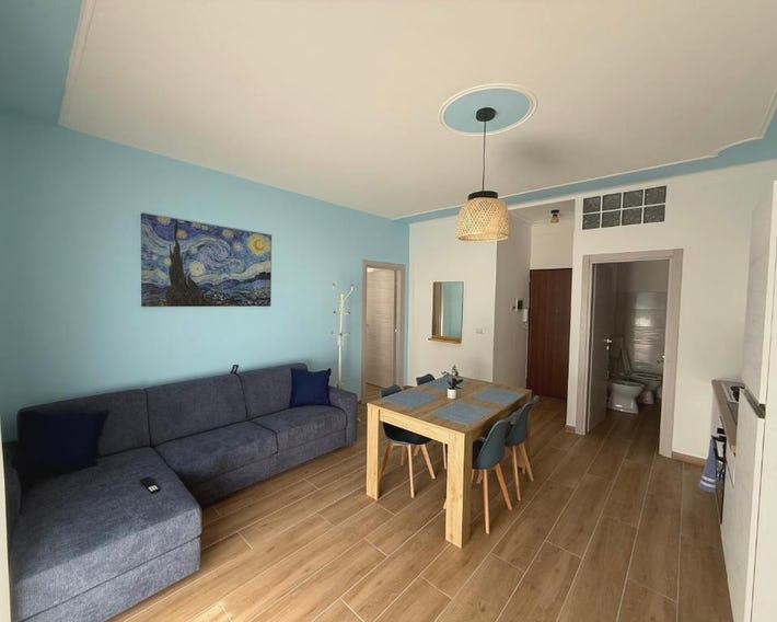 Heroes Apartments