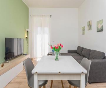 Eleven Holidays Home